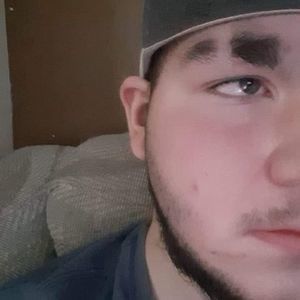 Meet your Posher, Max